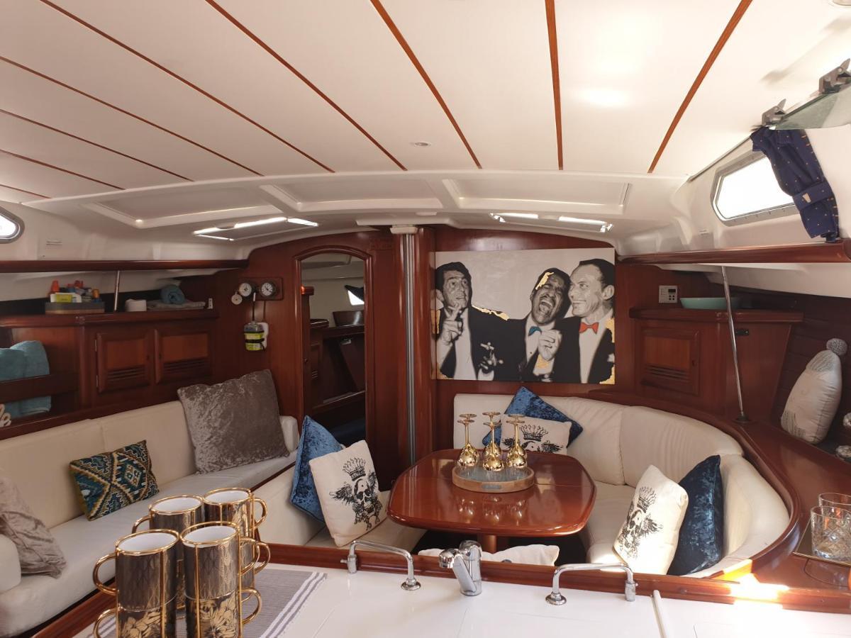 Luxury Yacht Stay "White Dove" Sleeps 6 Gibraltar Zewnętrze zdjęcie